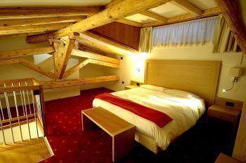 Carlo Magno Hotel 4*